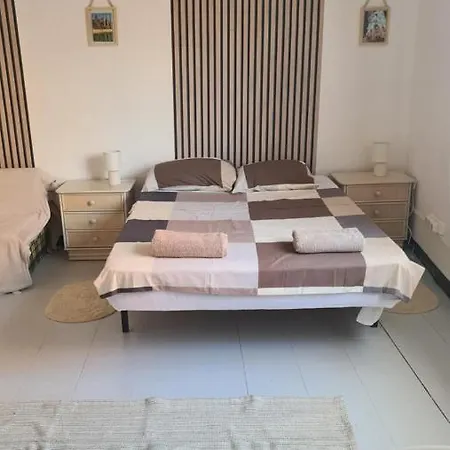 Bda Plaja Homestay