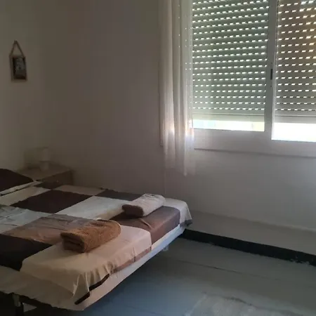 Bda Plaja Homestay Badalona